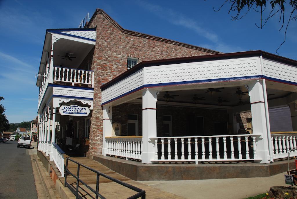 Jamestown Hotel Екстериор снимка